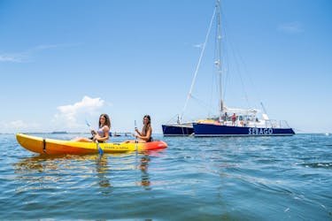 Island ‘Ting intera giornata in barca a vela ecologica e tour in kayak